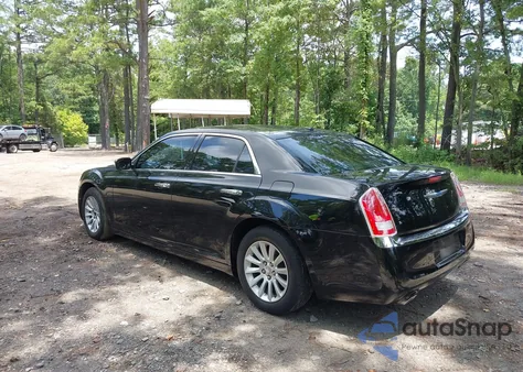 2013 Chrysler 300 Motown from USA, damaged, VIN 2C3CCAAGXDH630832